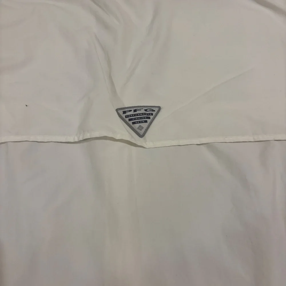 Columbia PFG Tennessee Volunteers Fishing Shirt Mens Medium White Short Sleeve
